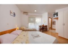 Dom  Marta Apartament 3 – studioA2+1 foto 1