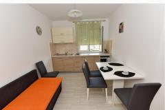Apartamenty Lovre Apartament 1 – A2+2 foto 1