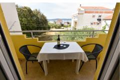 Apartamenty Lovre Apartament 1 – A2+2 foto 2