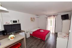 Apartamenty Lovre Apartament 2 – StudioA2+1 foto 1