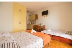 Apartamenty Čikeš Apartament 6 – žuti -A4 foto 4