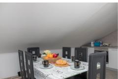 Apartamenty Colosseum Apartament 2 – LENI foto 3