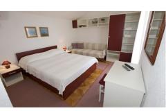 Igrane 1 Apartament 1 – seina foto 1