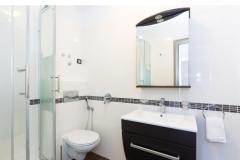 Apartamenty &amp; Pokoje DDD2 Apartament 2 – GREY STUD foto 4