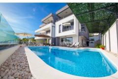 Apartamenty z basenem Apartament 2 – MAIVICA foto 1