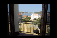 Apartamenty Dinko s grijanim bazenom Apartament 3 – A2+2 foto 4