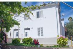 Apartamenty Kaštel Apartament 6: (7+1) – KUĆA foto 1