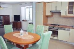 Apartamenty Kaštel Apartament 6: (7+1) – KUĆA foto 4