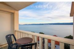 Family Pokoje &amp; Apartamenty Omis Apartament 1 – 2 FLOOR foto 2