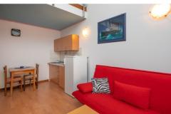 Family Pokoje &amp; Apartamenty Omis Apartament 1 – 2 FLOOR foto 3