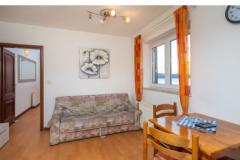 Family Pokoje &amp; Apartamenty Omis Pokoj 7 – APARTMAN S foto 3