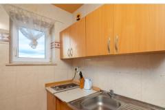 Family Pokoje &amp; Apartamenty Omis Pokoj 7 – APARTMAN S foto 5