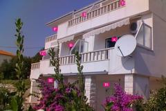 Villa Laura 50 m do mora Apartament 2 – Ap. C foto 1