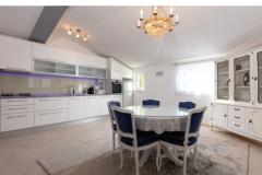 Wide Apartament with Pool  Apartament 1 – Apartman foto 4