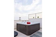 Bubbles Luxury Penthouse with jacuz Apartament 1 – Podstrana foto 1