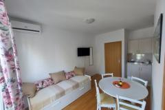Apartamenty Crnjac Apartament 1 – A2+2 foto 1