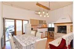Mira 615 Apartament 2 – 4+0 Ap 2 foto 2