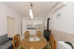 Vila MATE Apartament 1 – App(6+2) foto 4