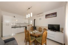 Vila MATE Apartament 1 – App(6+2) foto 5