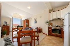 Vila Lili Apartament 3 – A2+2 foto 3