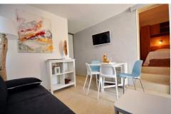 Apartamenty Laura Vir Apartament 3 – Art foto 4