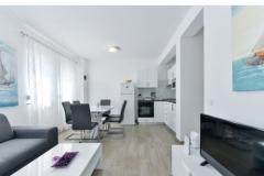 Crowonder Luxury Vir Apartament 2 – A5 foto 3