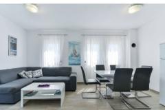 Crowonder Luxury Vir Apartament 6 – A1 foto 5