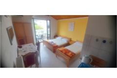 Antonela  Apartament 3 – C foto 1