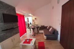 Mariva Holiday Home Apartament 2 – 3 foto 2