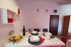 Mariva Holiday Home Apartament 2 – 3 foto 4
