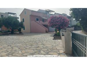 Apartamenty Casa Rosa Turanj