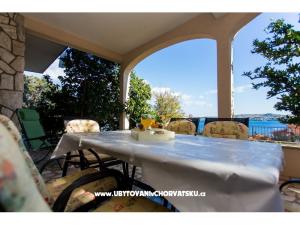 Apartament Jure