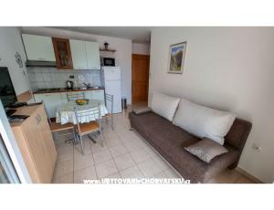Apartament Lovor