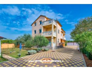 Apartamenty KAJIC - Fažana