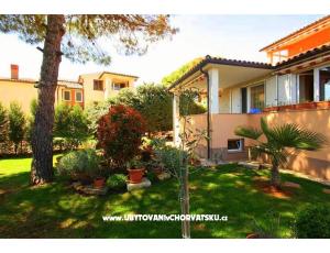 Apartament Jeromela ***