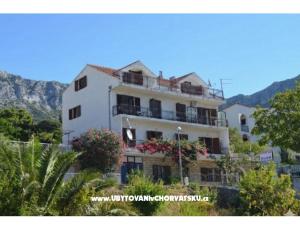 Apartamenty Lora