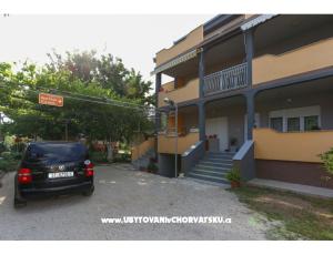 Apartament Kasteleti