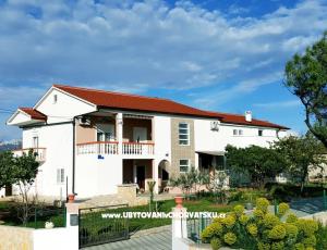 Apartamenty Tomislav VRSI-NIN