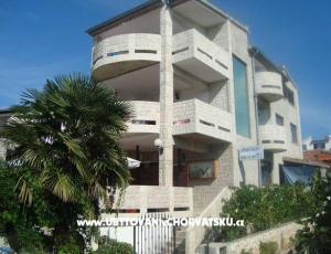 Apartament by the sea with a seaview