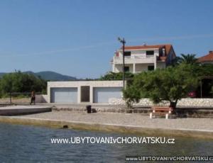 Villa Elza