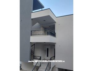 Apartamenty Bevanda Zaostrog