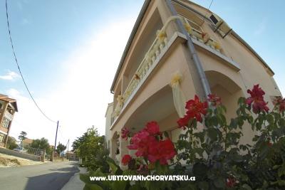 Apartament Maya