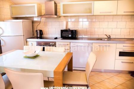 Apartament Lepur 1 foto 3