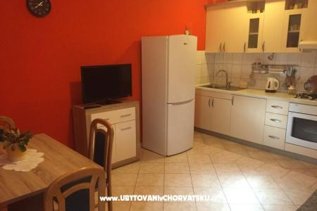 Apartament Dina foto 3
