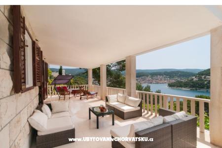 Vila Punta wyspa Brac Chorwacja