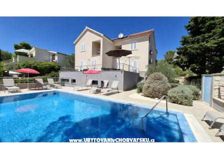 Villa Gudelj wyspa Brac Chorwacja