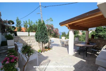 Apartamenty Dalmacija 1 Brela Chorwacja