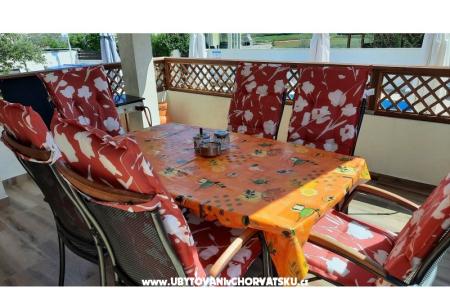 Apartamenty Rudez - pool - jacuzzi  foto 3