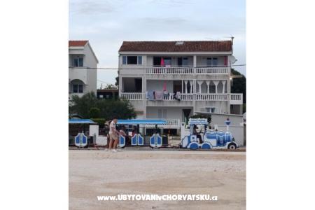 Apartamenty Boro Sv. Filip i Jakov Chorwacja