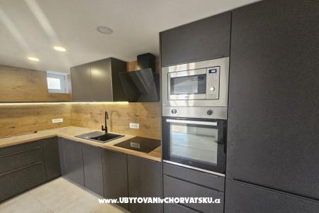 Beachfront Holiday Dom Ivana with foto 5